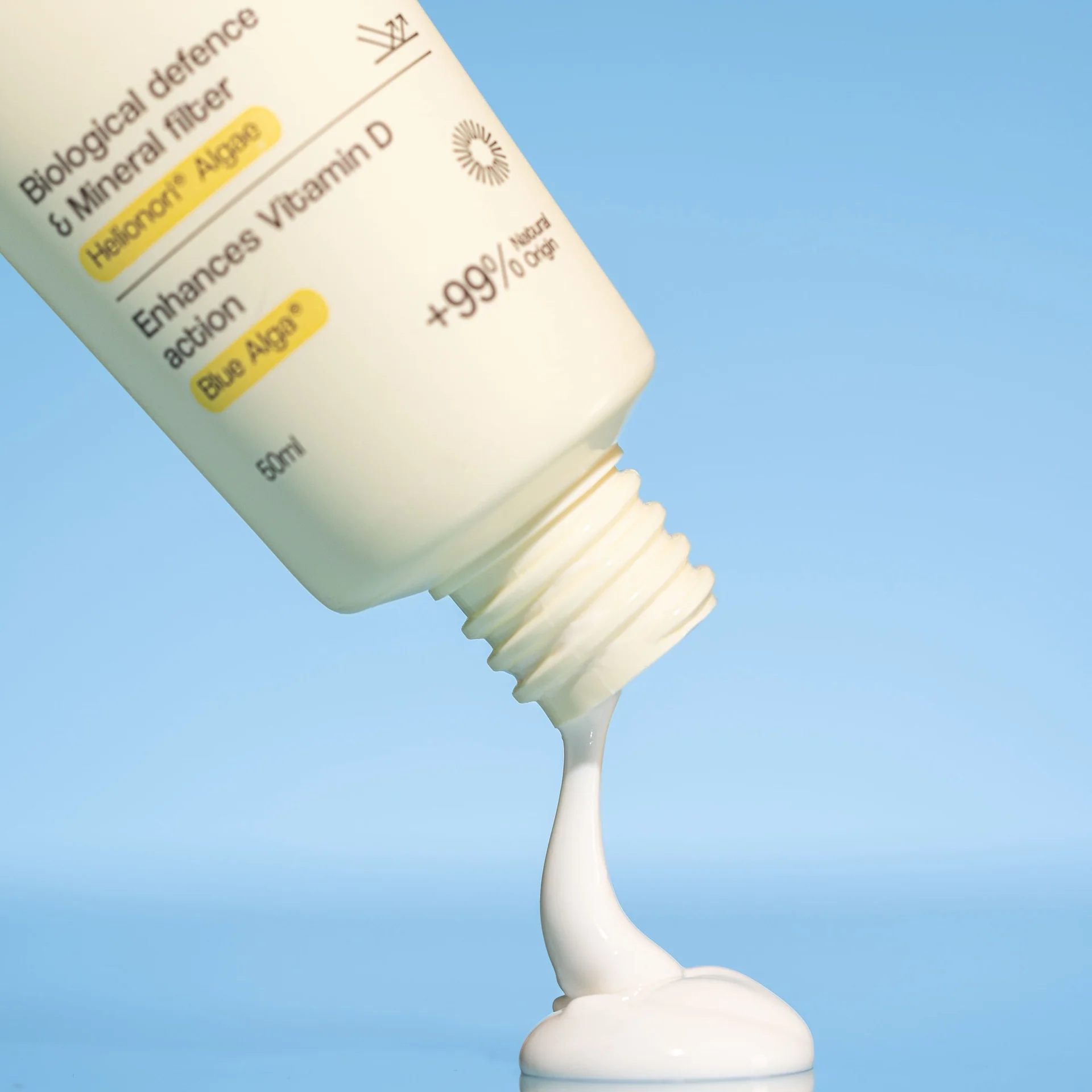 D+ Natural Suncare Mineral Fluid SPF50 50 ml - Image 2