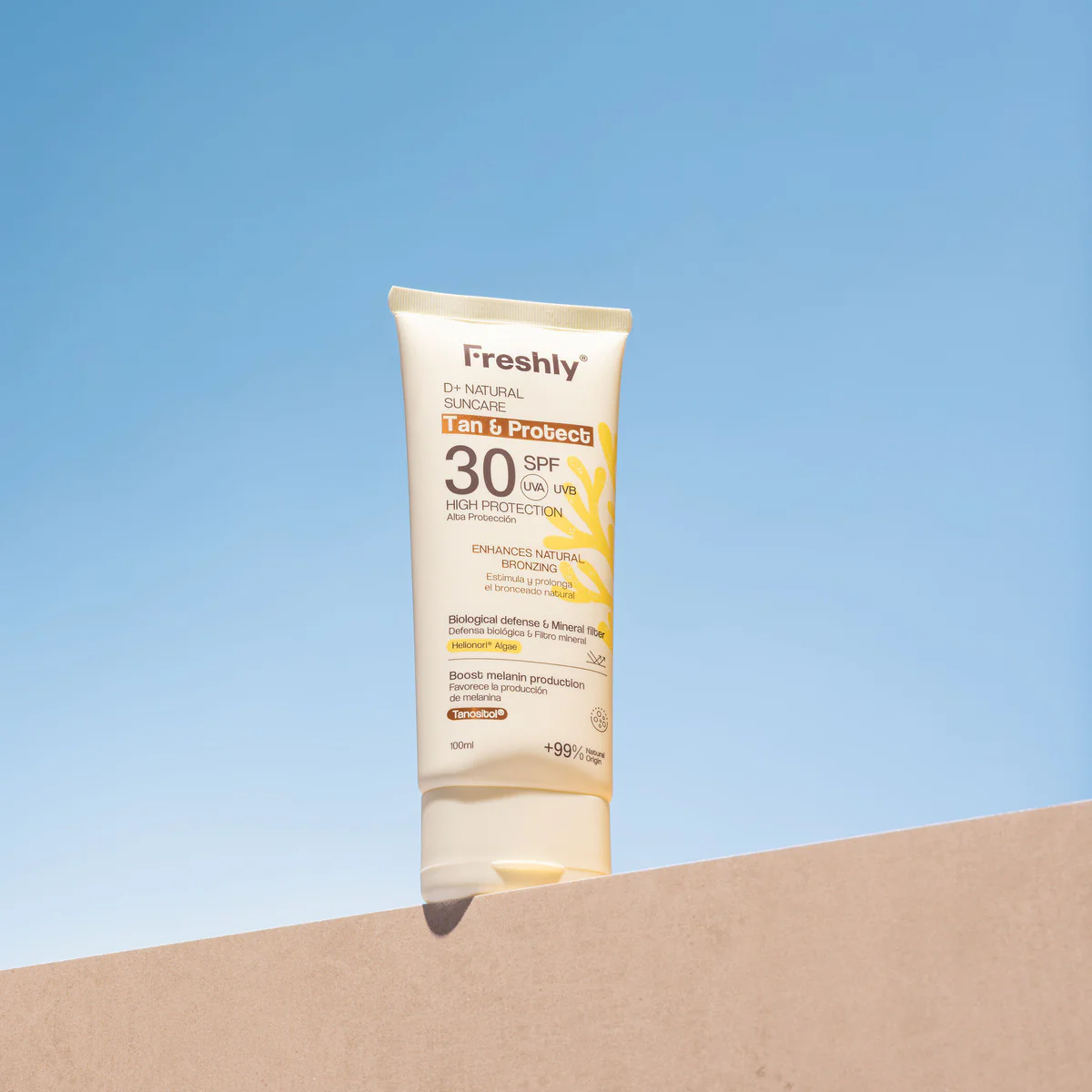 D+ Natural Suncare Tan & Protect SPF30 100 ml - Image 3